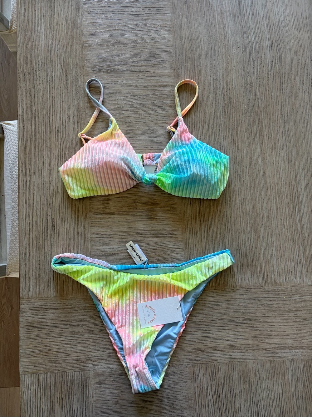 Dippin Daisys, Knot-Front Multicolor Gradient Bikini - Pink & Aqua - Picture 4 of 16
